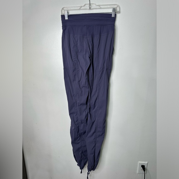 Women’s Lululemon Dance Studio pants - Picture 9 of 10
